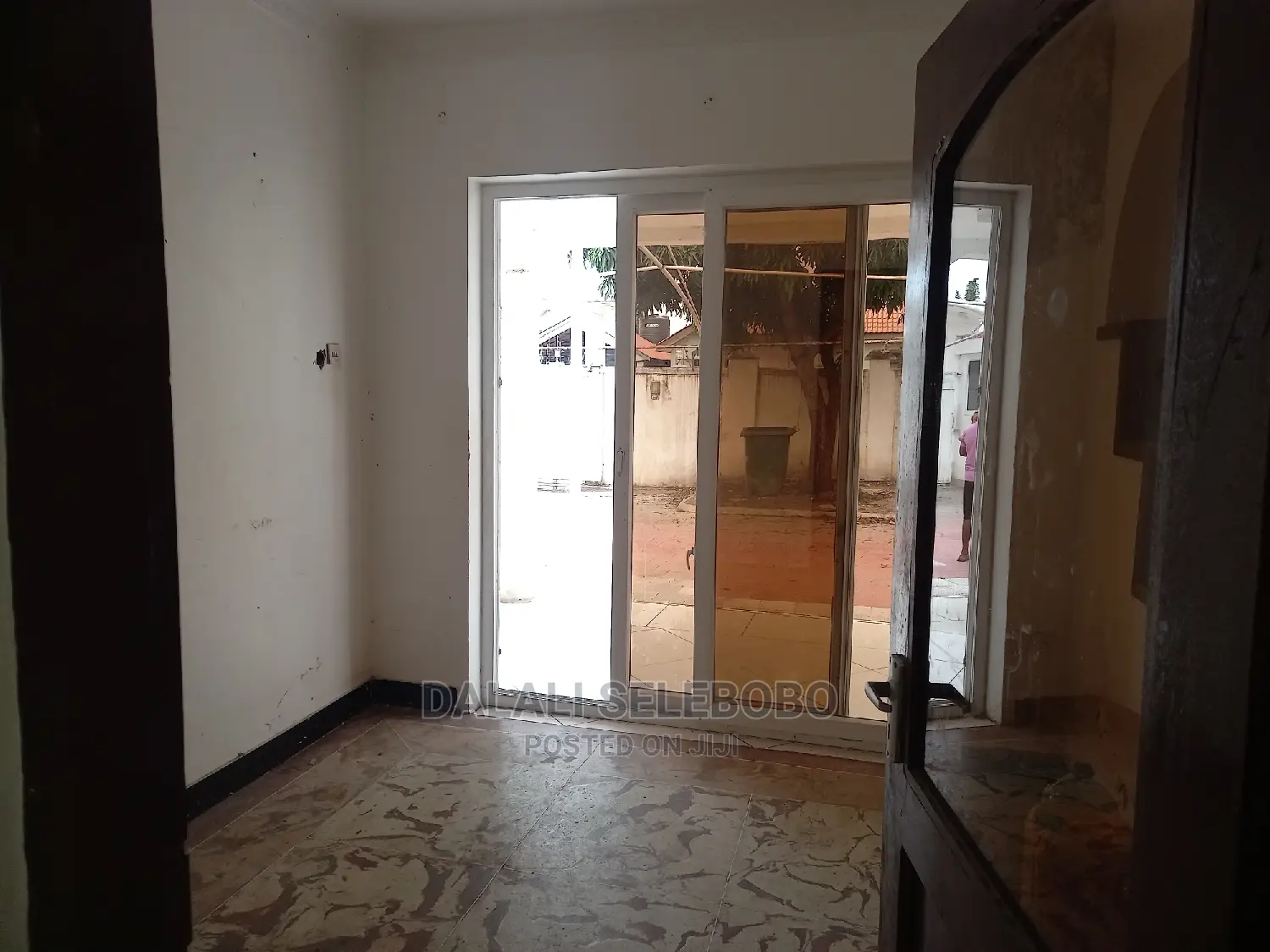 4bdrm Bungalow in Tegeta Masaiti, Kinondoni for Sale