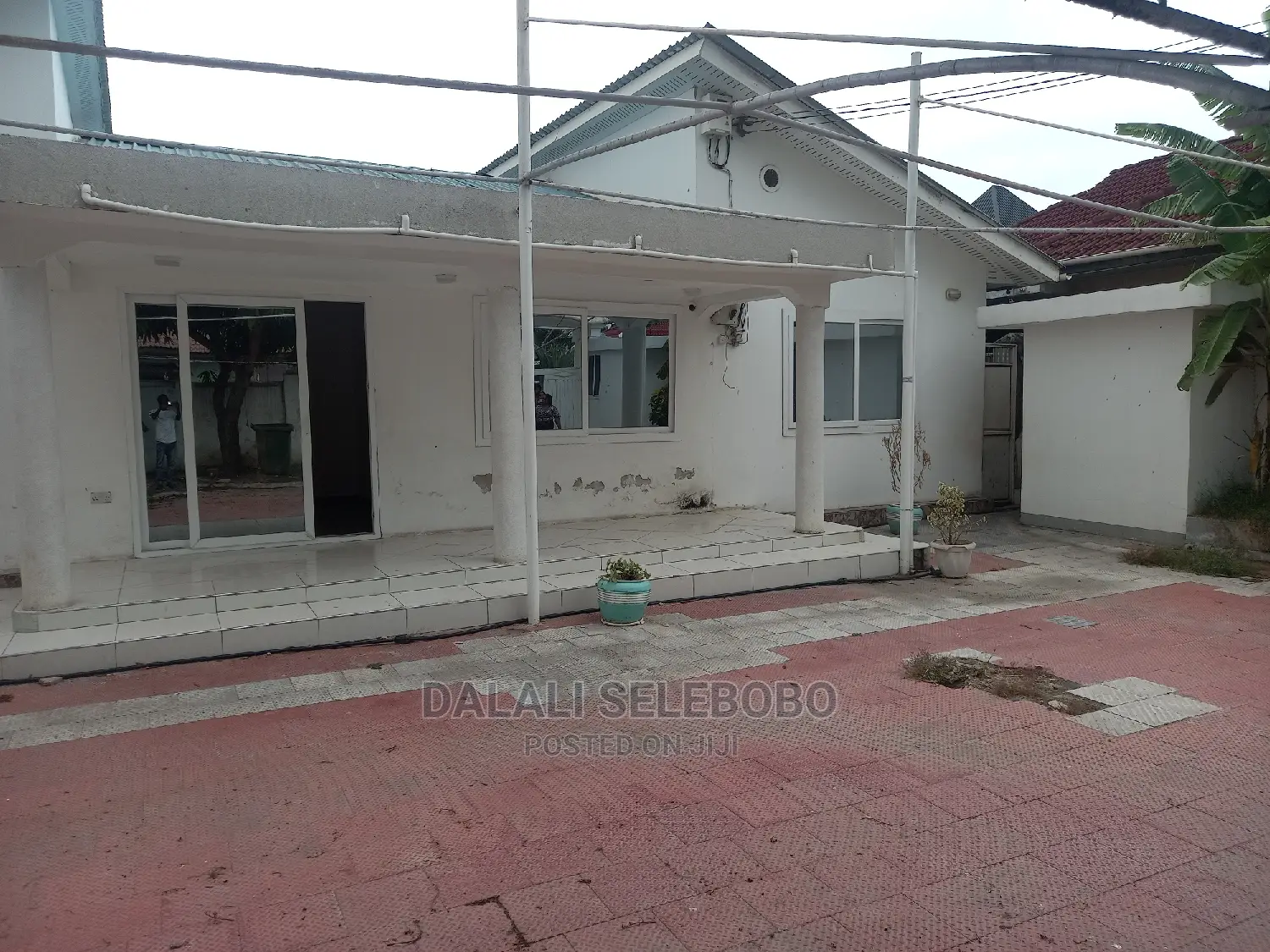 4bdrm Bungalow in Tegeta Masaiti, Kinondoni for Sale