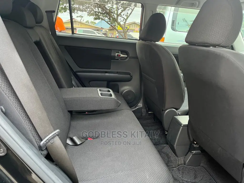 Toyota Corolla Rumion 2008 Black