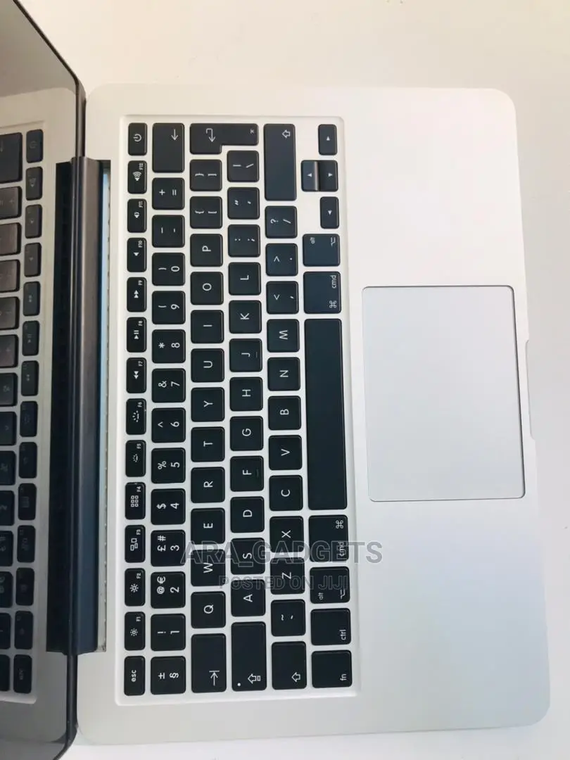 Laptop Apple MacBook Pro 2015 8GB Intel Core I5 SSD 512GB