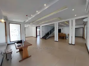 5bdrm House in Masaki House, Msasani for sale