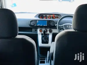 Toyota Corolla Rumion 2008 Black