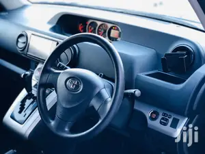 Toyota Corolla Rumion 2008 Black