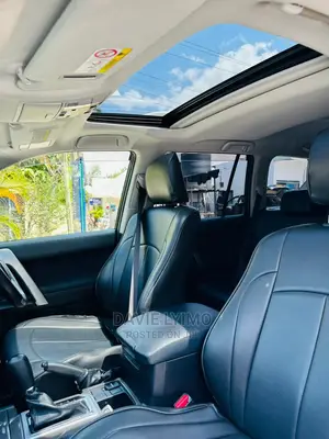 Toyota Land Cruiser 2015 Black
