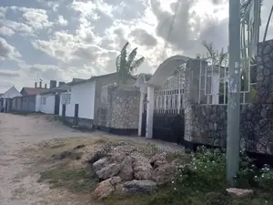 4bdrm House in , Tabata for Sale