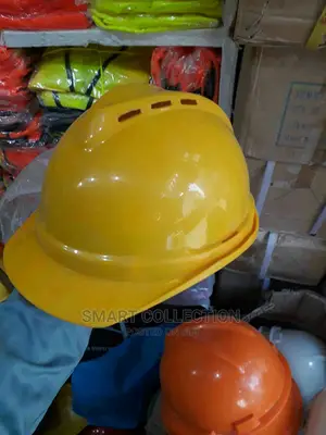 Heavy Duty Construction Helmet With Air Poles