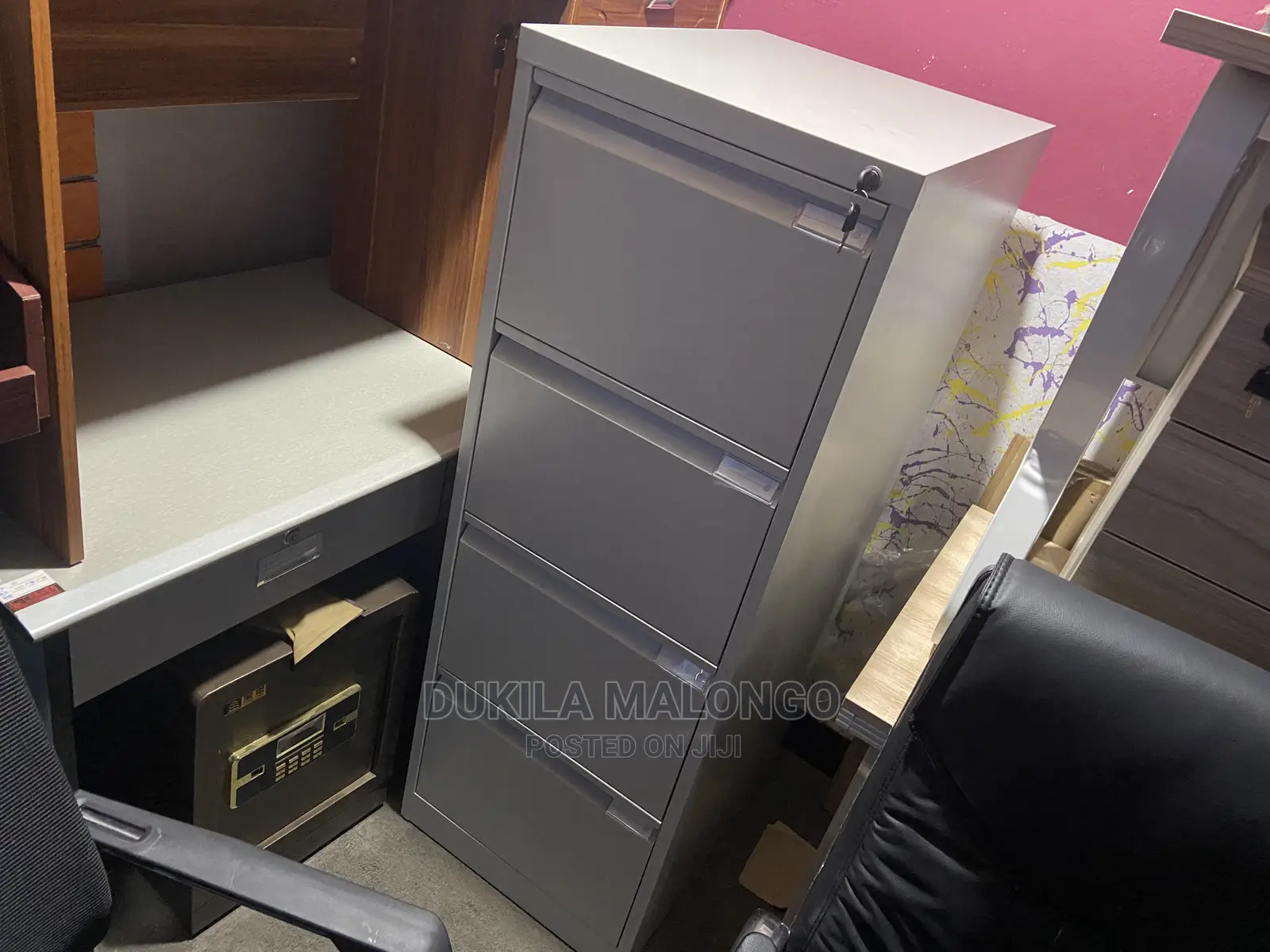 File Cabinetis