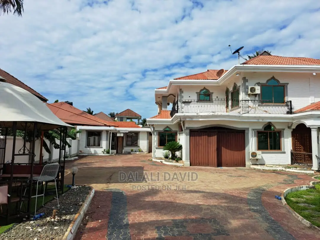 5bdrm House in Mbezi Beach Shoppers for Sale