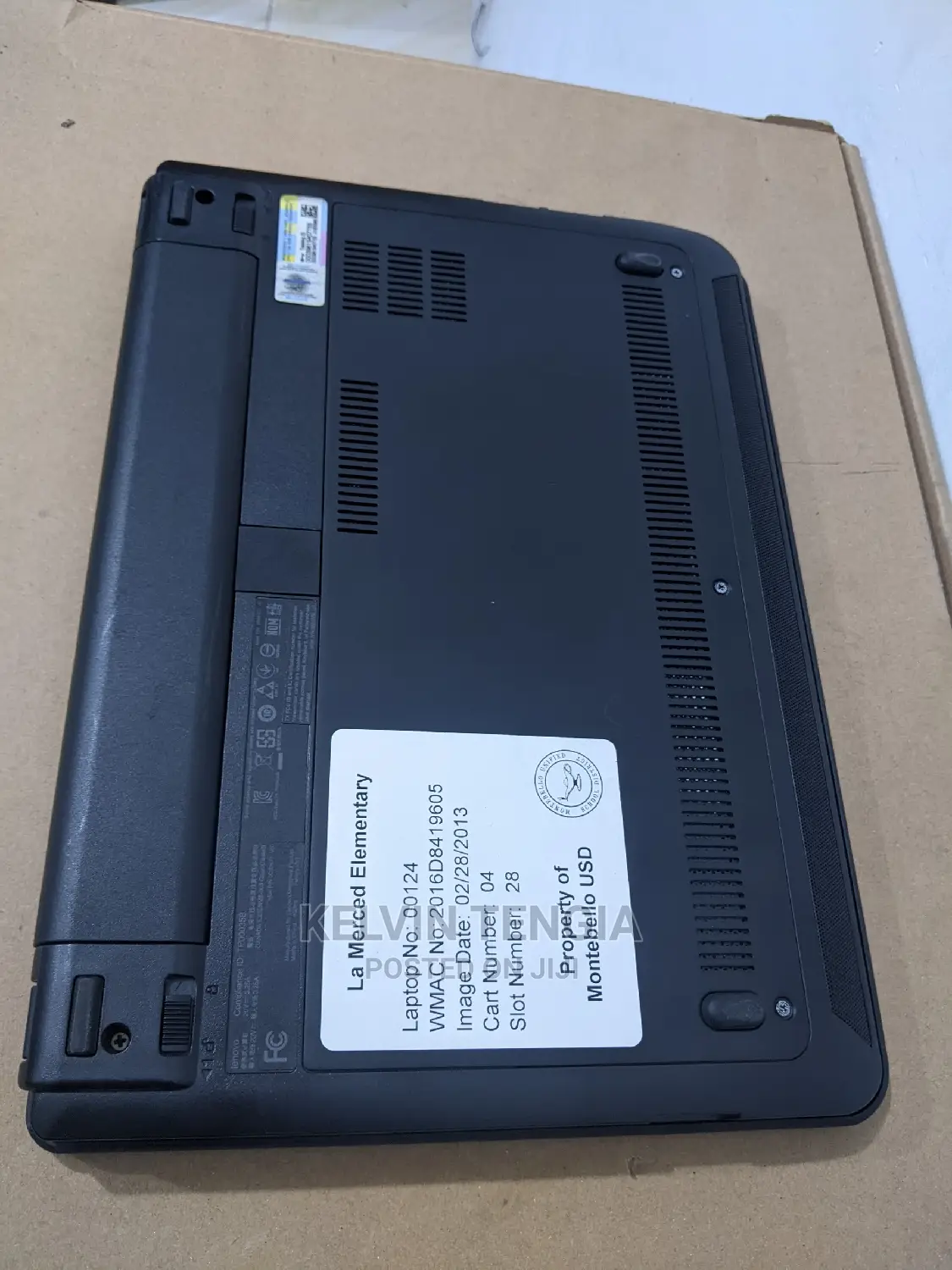 Laptop Lenovo ThinkPad X131e 4GB Intel Core 2 Duo HDD 320GB