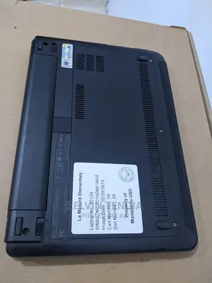 Laptop Lenovo ThinkPad X131e 4GB Intel Core 2 Duo HDD 320GB
