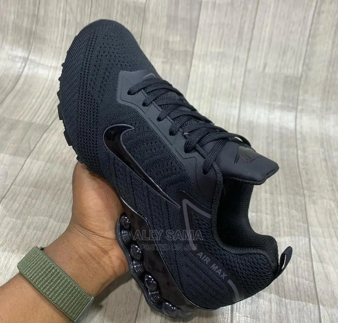Nike Air Max Black