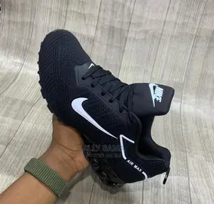 Nike Air Max Black
