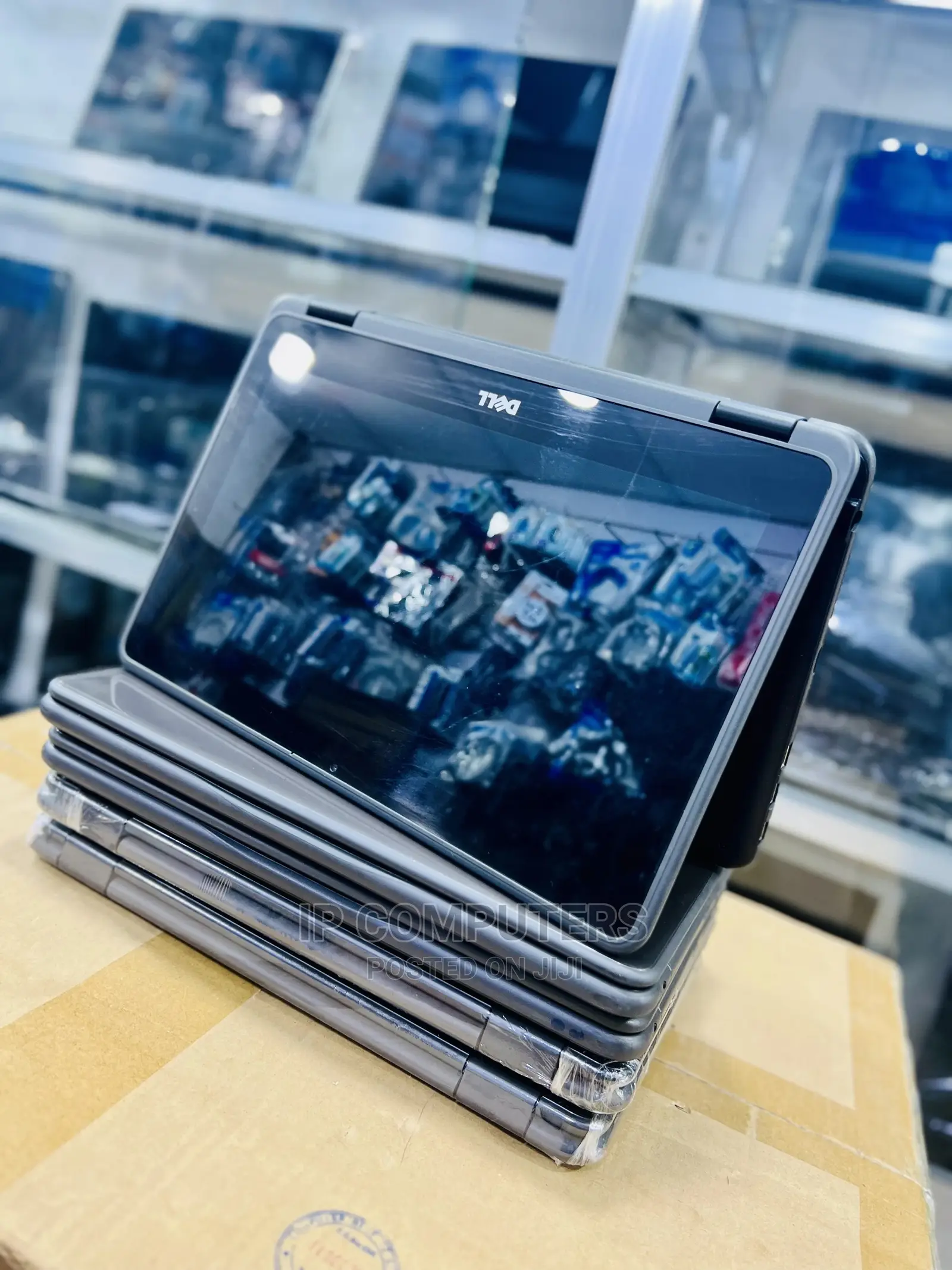 Laptop Dell Latitude 3189 4GB Intel Core 2 Duo SSD 128GB