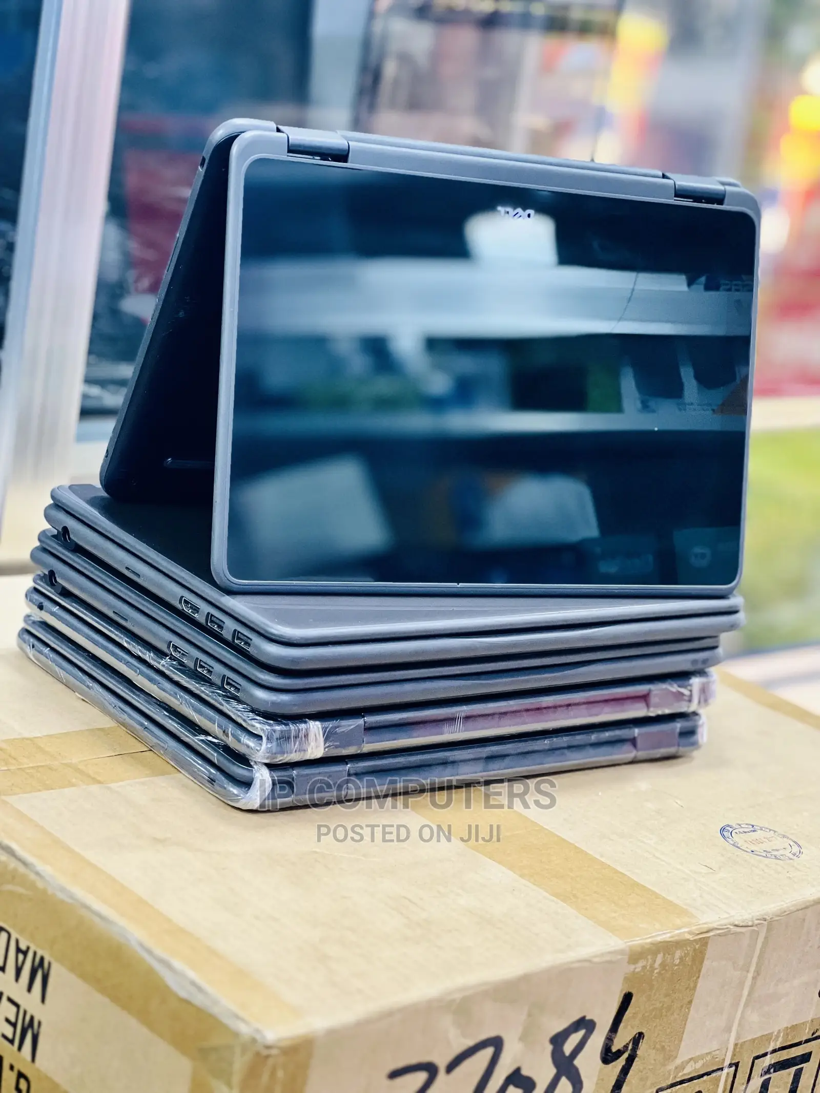 Laptop Dell Latitude 3189 4GB Intel Core 2 Duo SSD 128GB
