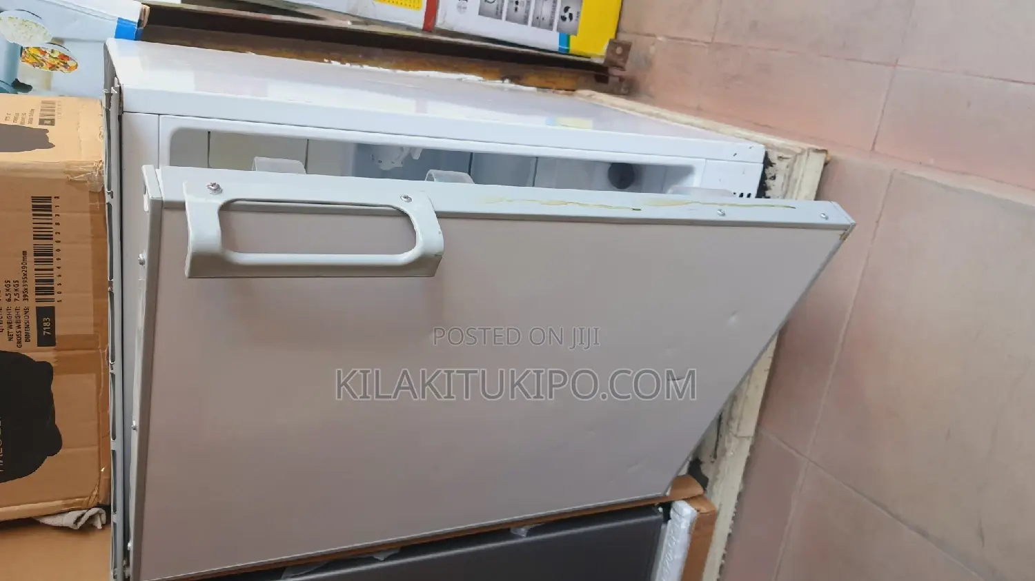 Min Refrigerator 100L