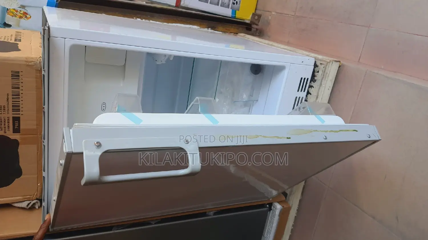 Min Refrigerator 100L