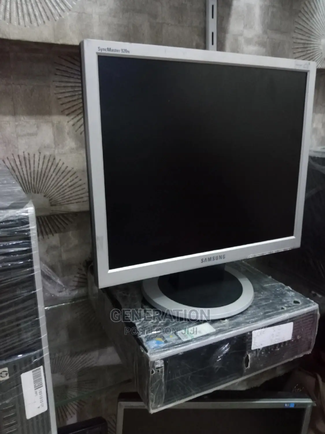 Desktop Computer HP 2GB Intel Core 2 Duo HDD 320GB