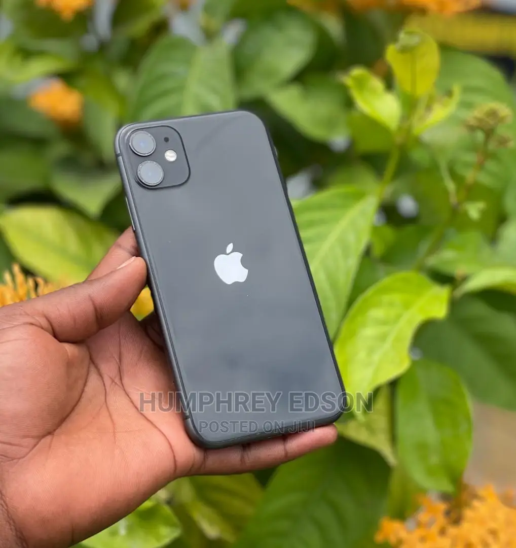 New Apple iPhone 11 128 GB Black
