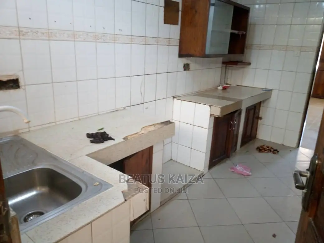 3bdrm Bedsitter in Kariakoo Fire for rent