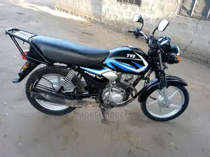 TVS HLX 125 2021 Blue