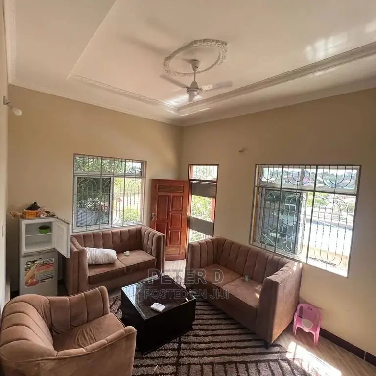 2bdrm Apartment in Kimara for Rent