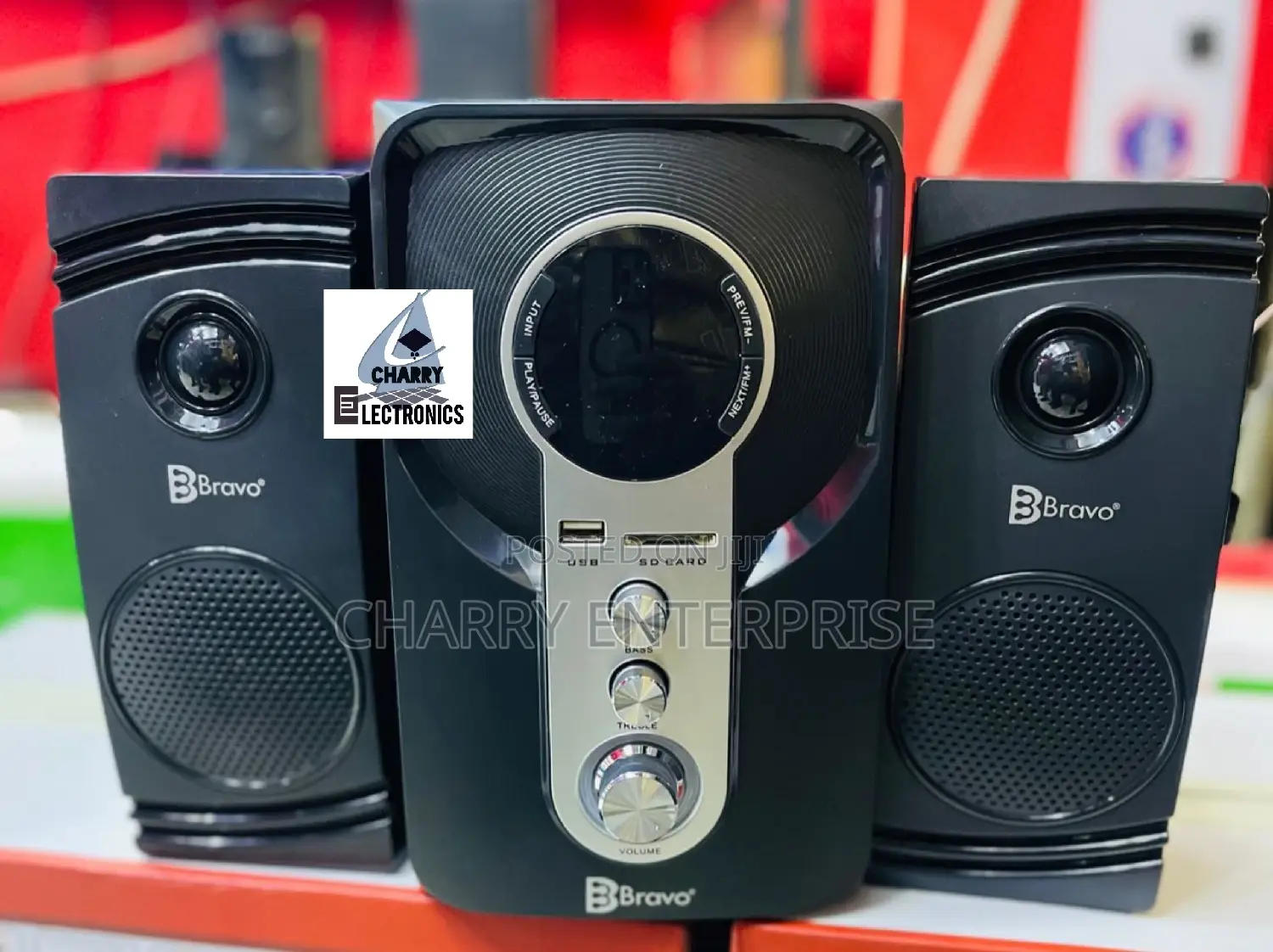 Bravo Subwoofer FM Radio
Bluetooth
USB Port