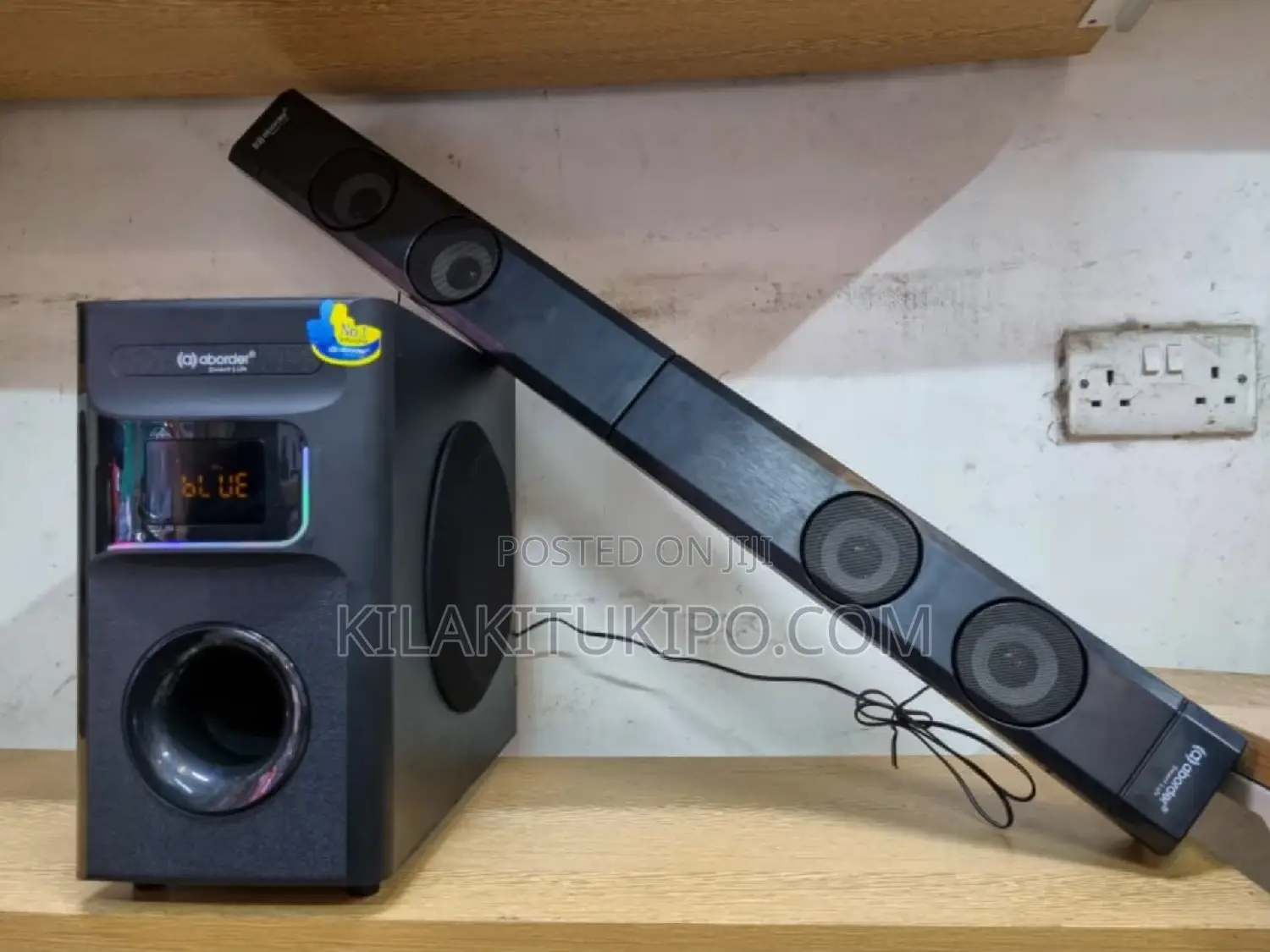 Aborder Sabwoofer With Sound Bar Design