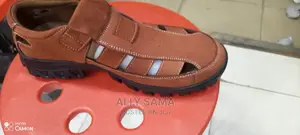 Gten Brown Leather