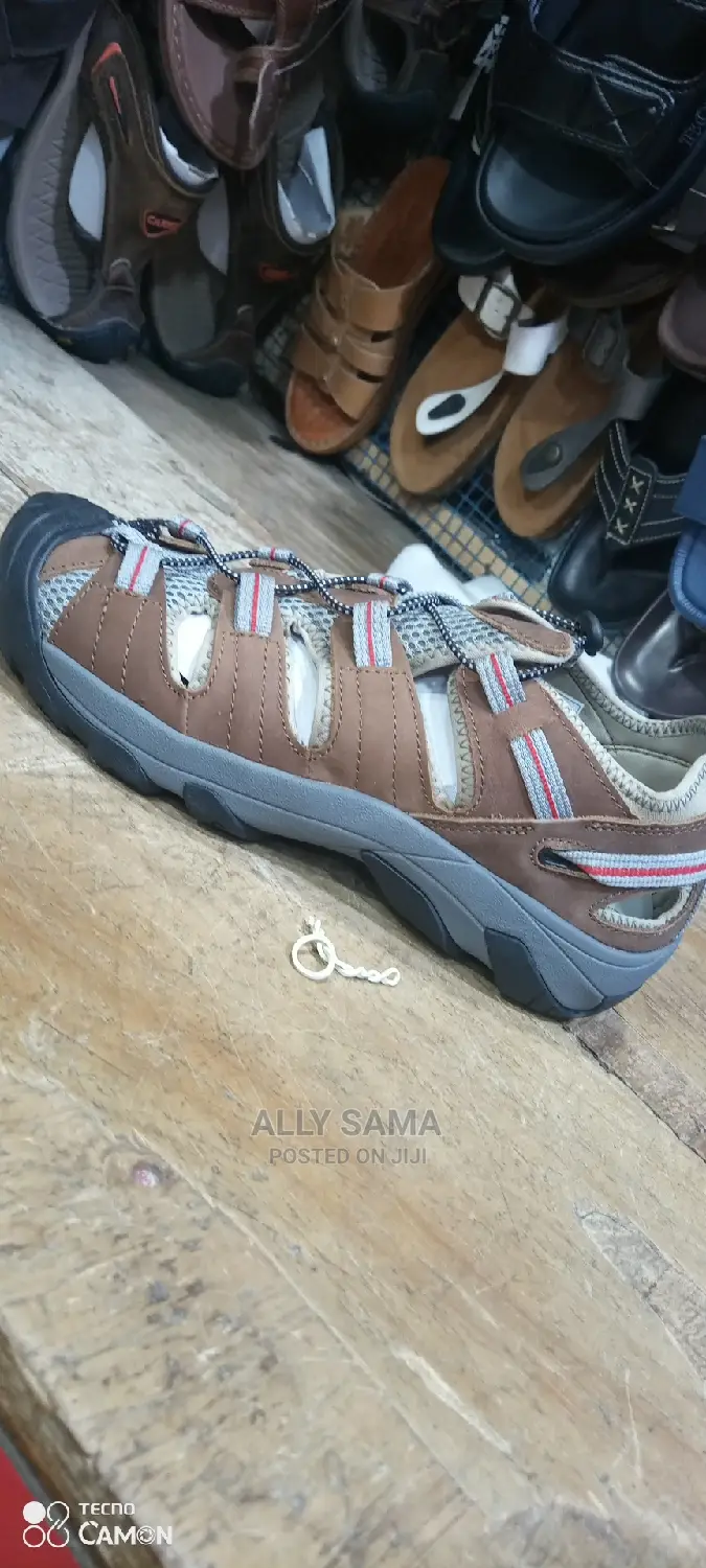 New TEVA Pure Leather Brown
