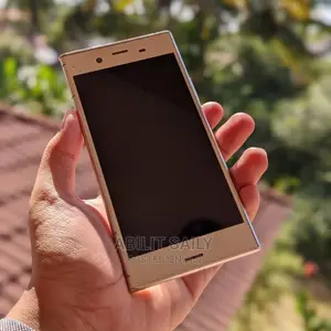 New Sony Xperia XZ1 64 GB Gold