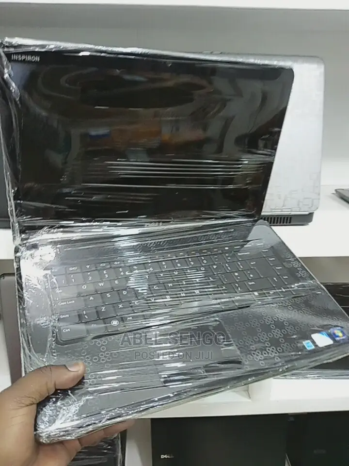 Laptop Dell Inspiron Duo 4GB Intel Core 2 Duo HDD 320GB