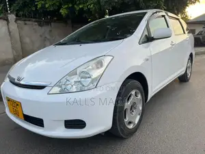 Toyota Wish 2005 White