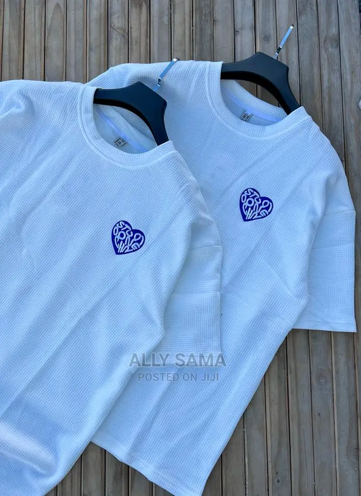 T-Shirt White