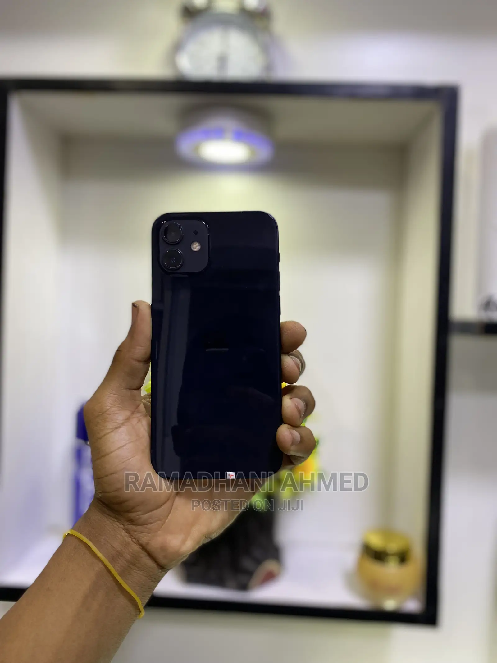 Apple iPhone 12 64 GB Black