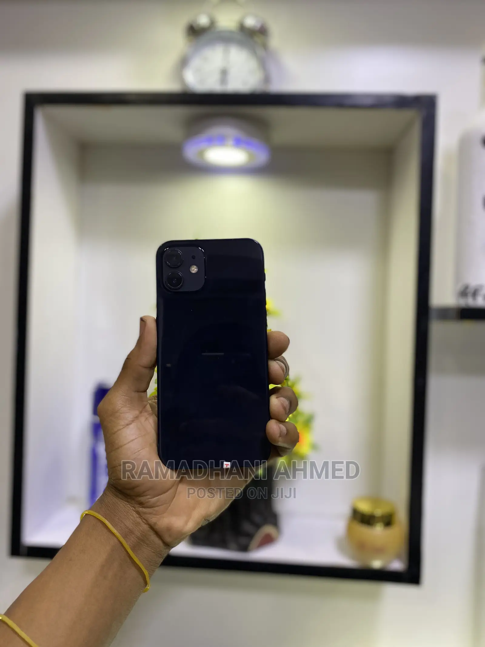 Apple iPhone 12 64 GB Black