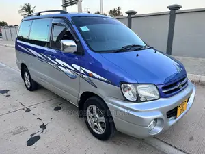 Toyota Noah 2001 Blue