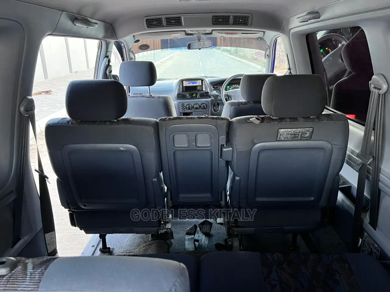 Toyota Noah 2001 Blue