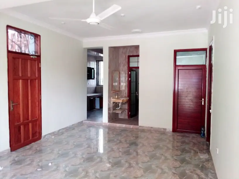 3bdrm Block of Flats in Kinondoni for Rent