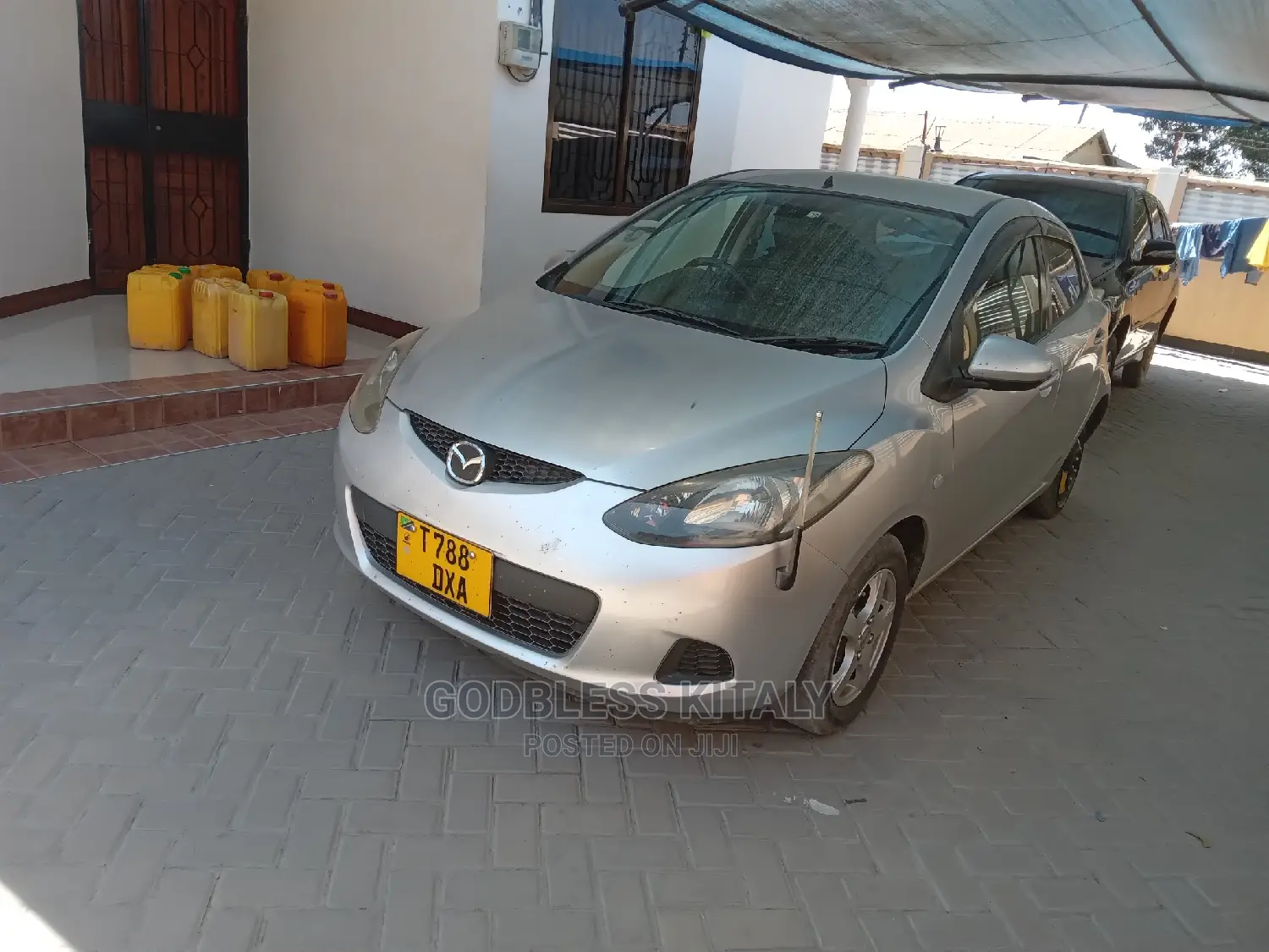 Mazda Demio 2010 Silver