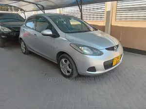 Mazda Demio 2010 Silver