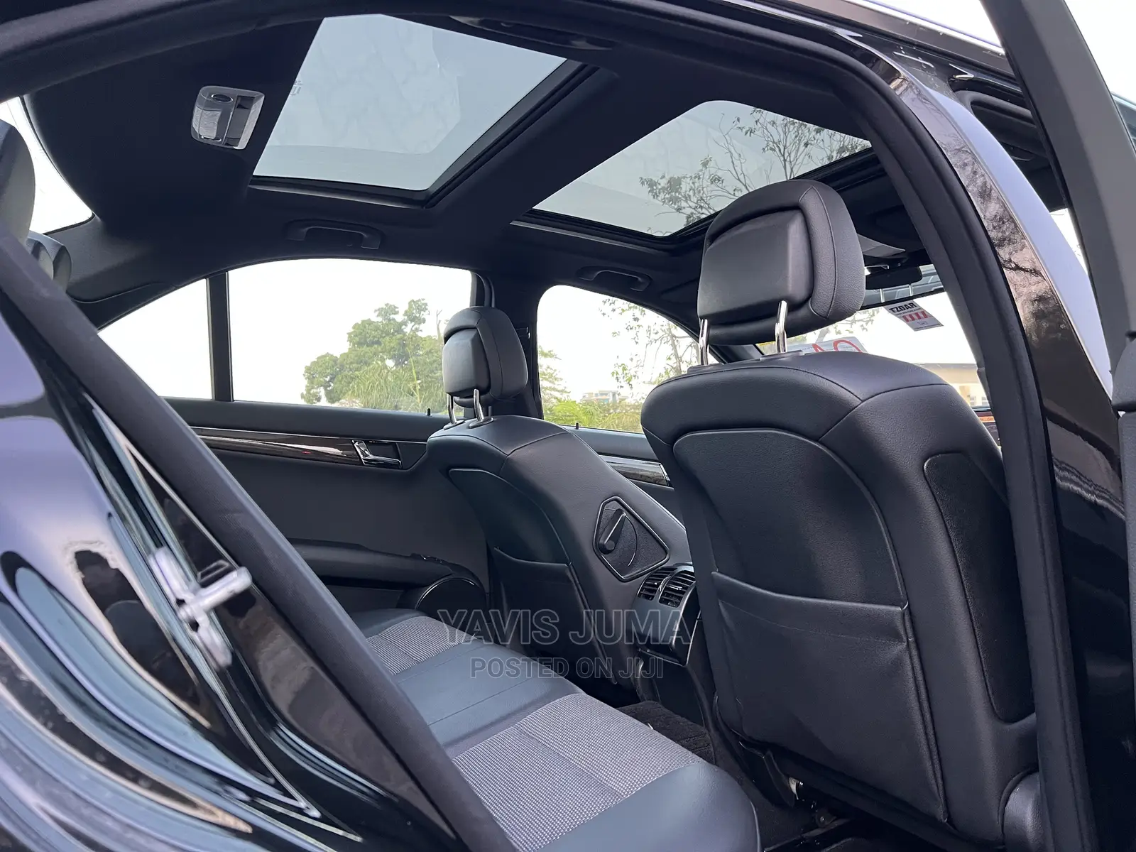 Mercedes-Benz C200 2009 Black