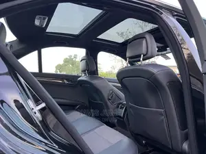 Mercedes-Benz C200 2009 Black