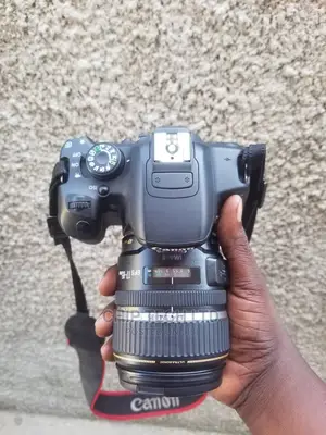 Canon 700d New With Lens