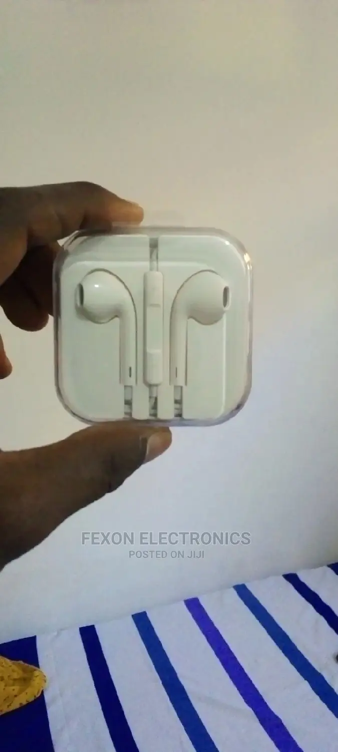 Wired Earphones