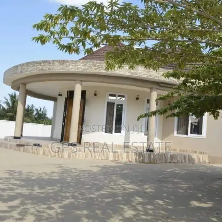 4bdrm House in Kibada, Kigamboni for Sale