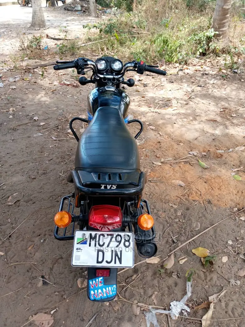 TVS HLX 125 2022 Blue