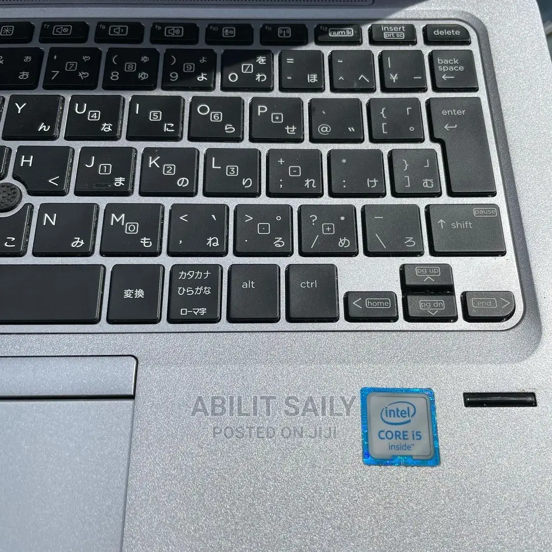 Laptop HP EliteBook 820 G3 4GB Intel Core I5 HDD+SSD 500GB