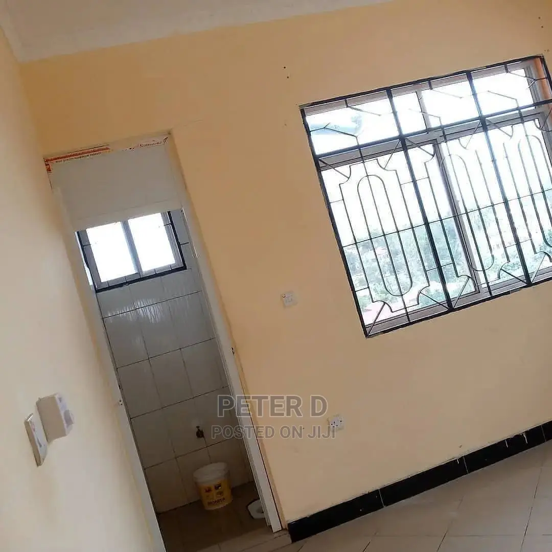 1bdrm Apartment in Kimara for rent