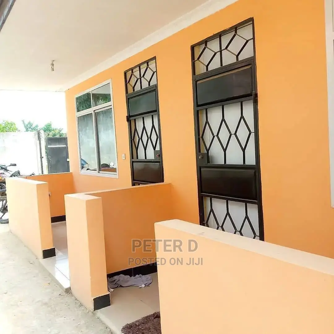 1bdrm Apartment in Kimara for rent