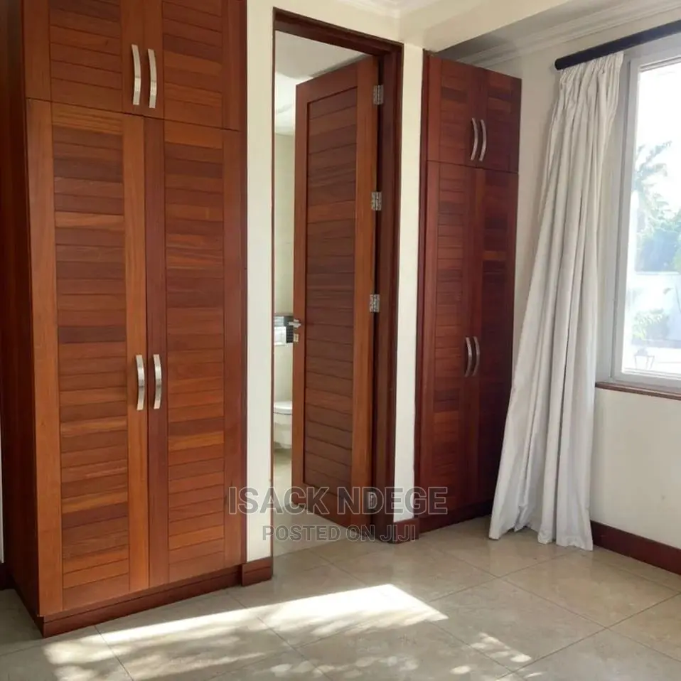 5bdrm Villa in Kawe Beach, Kinondoni for Rent